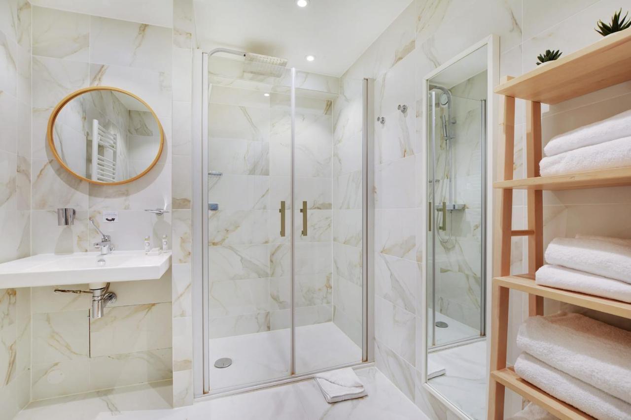 Exceptional Triplex With Terrace - Montmartre Apartamento Paris Exterior foto